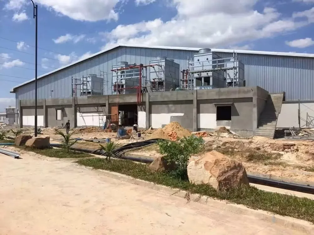 Large cold storage rooms for meat/fish/vegetable processing plants and slaughterhouses