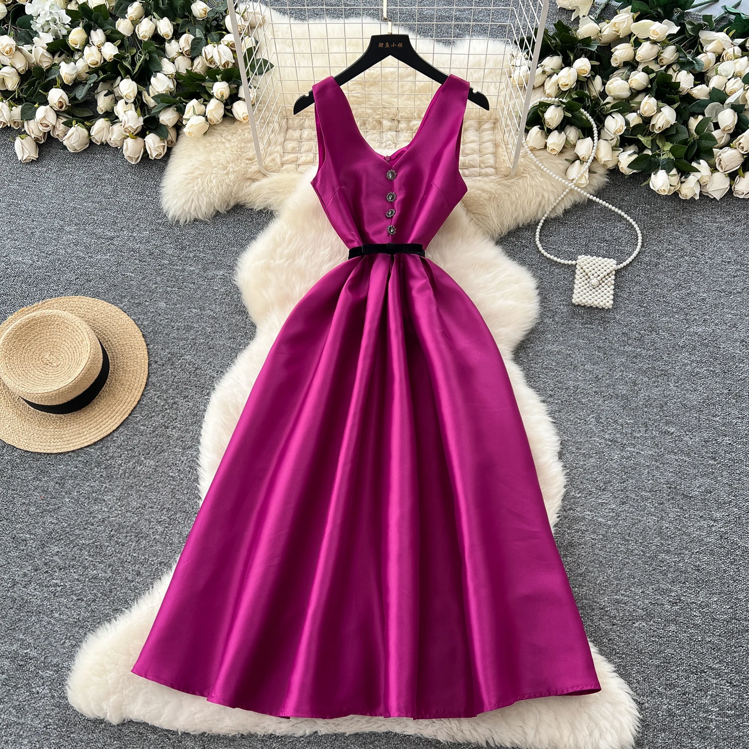 Luxury Satin V-Neck Dress Elegant Strapless Slim Waist Gown for Women Summer High-End Slit Evening Dress Formal Party Wear Luxury Satin V-Neck Dress Elegant Strapless Slim Waist Gown for Women Summer High-End Slit Evening Dress Formal Party Wear