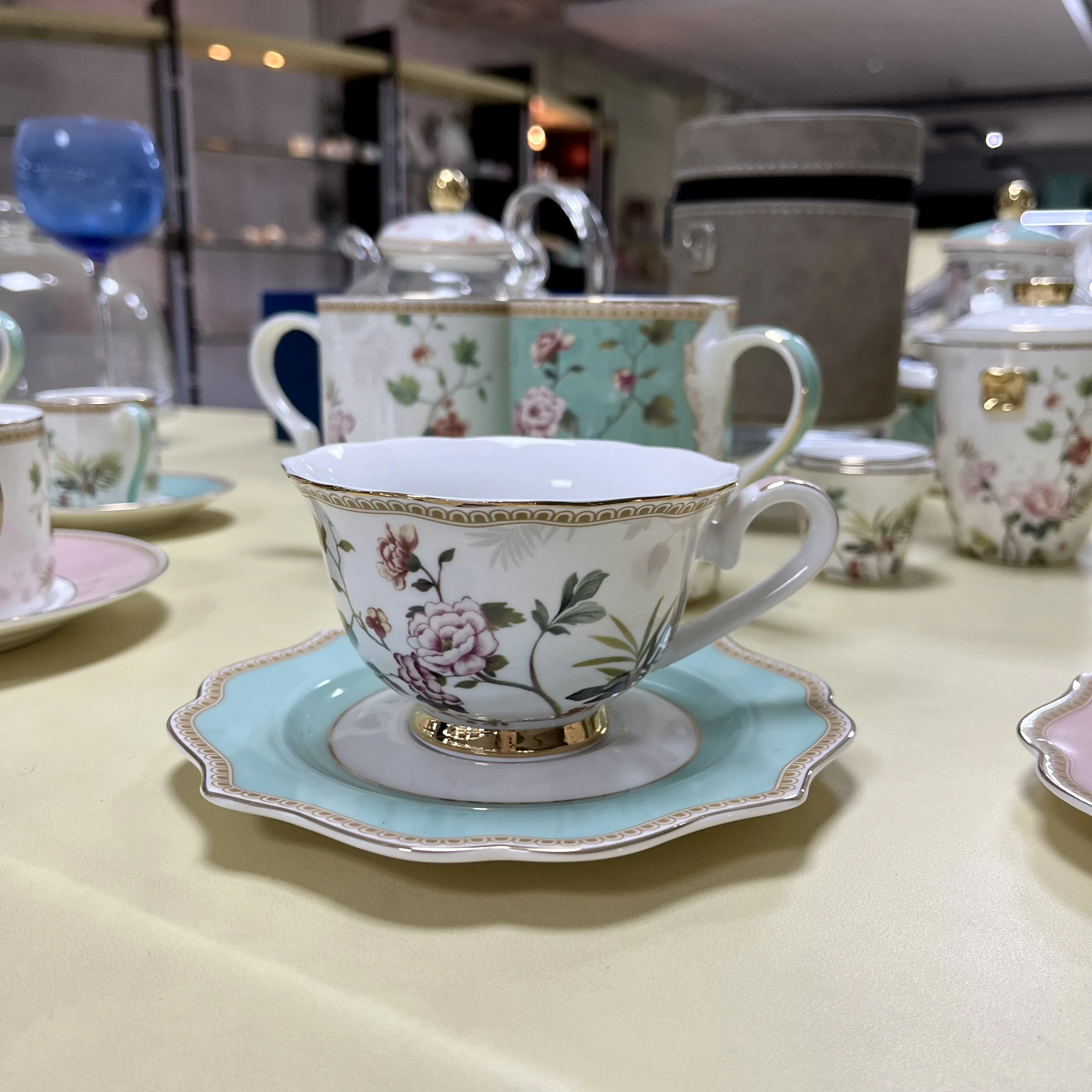 Chinese Style Porcelain Espresso Coffee Cup Set for Women