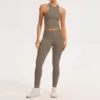Ensemble gilet et pantalon kaki
