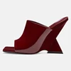 wine red