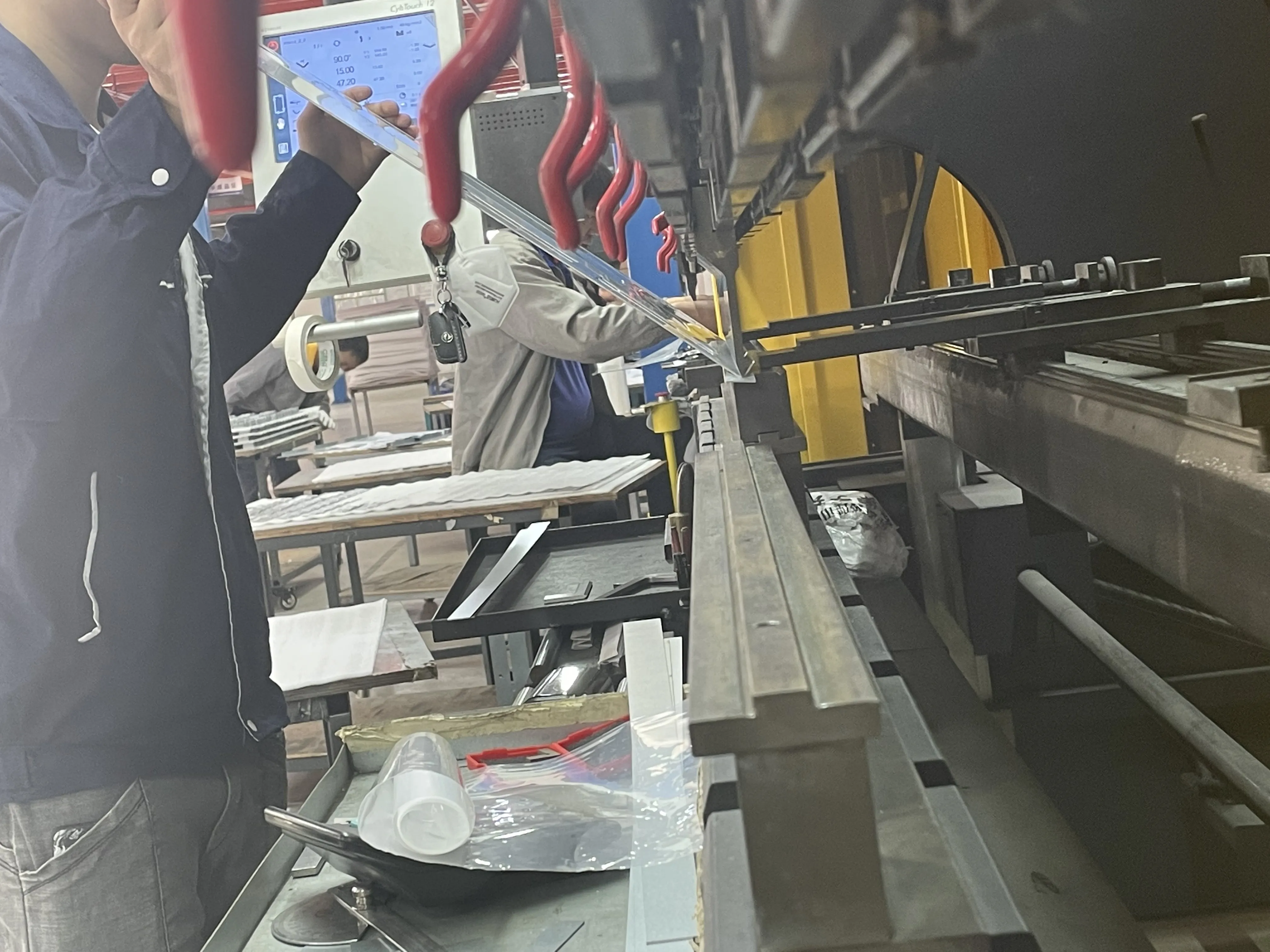 Custom Server Chassis Shell with 0.01-0.05mm Tolerance Precision Sheet Metal Fabrication and CAD Design Support