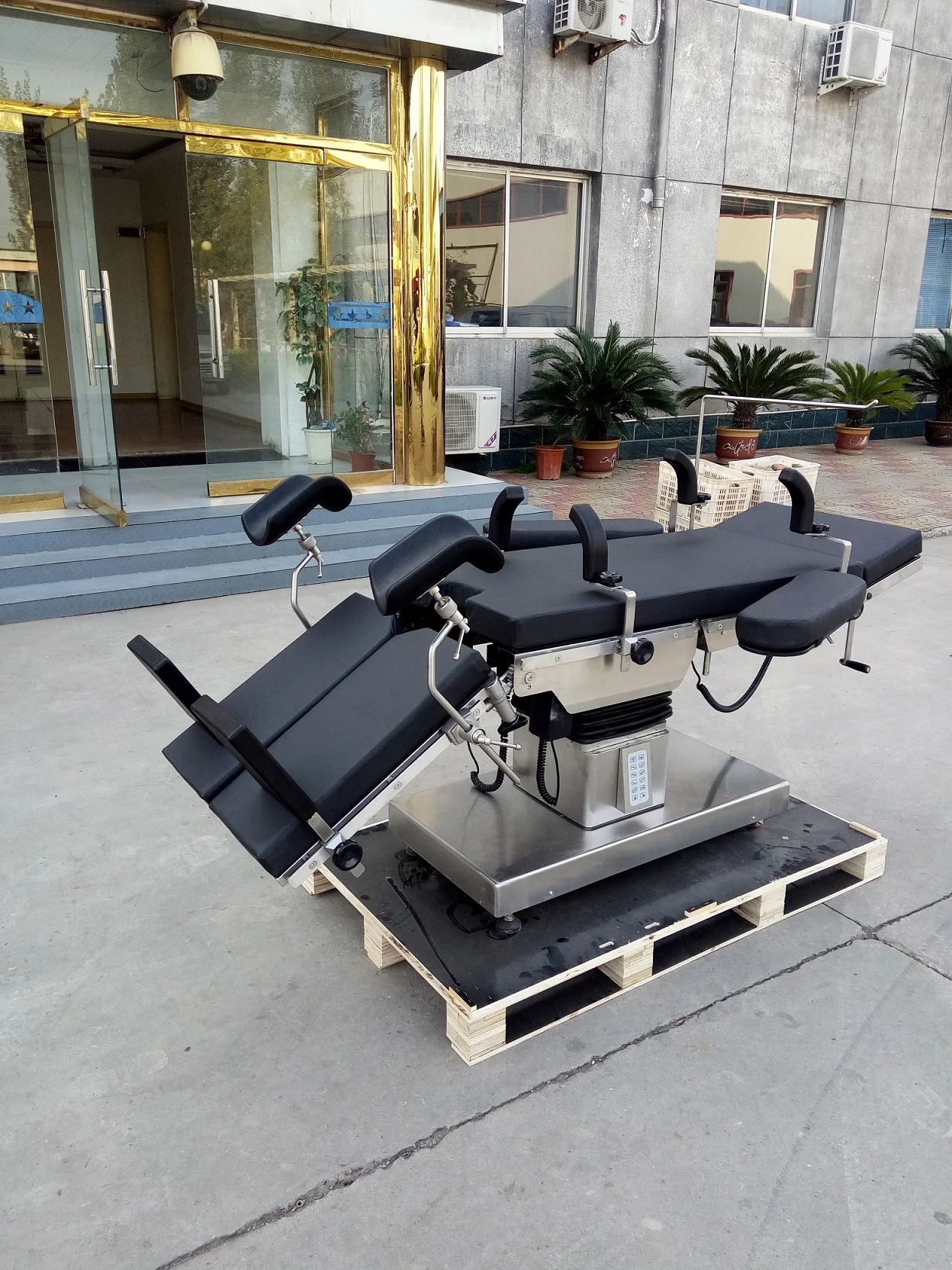 Chinese Hospital Medical Electric Operation bed Surgical Operating Theater Table
