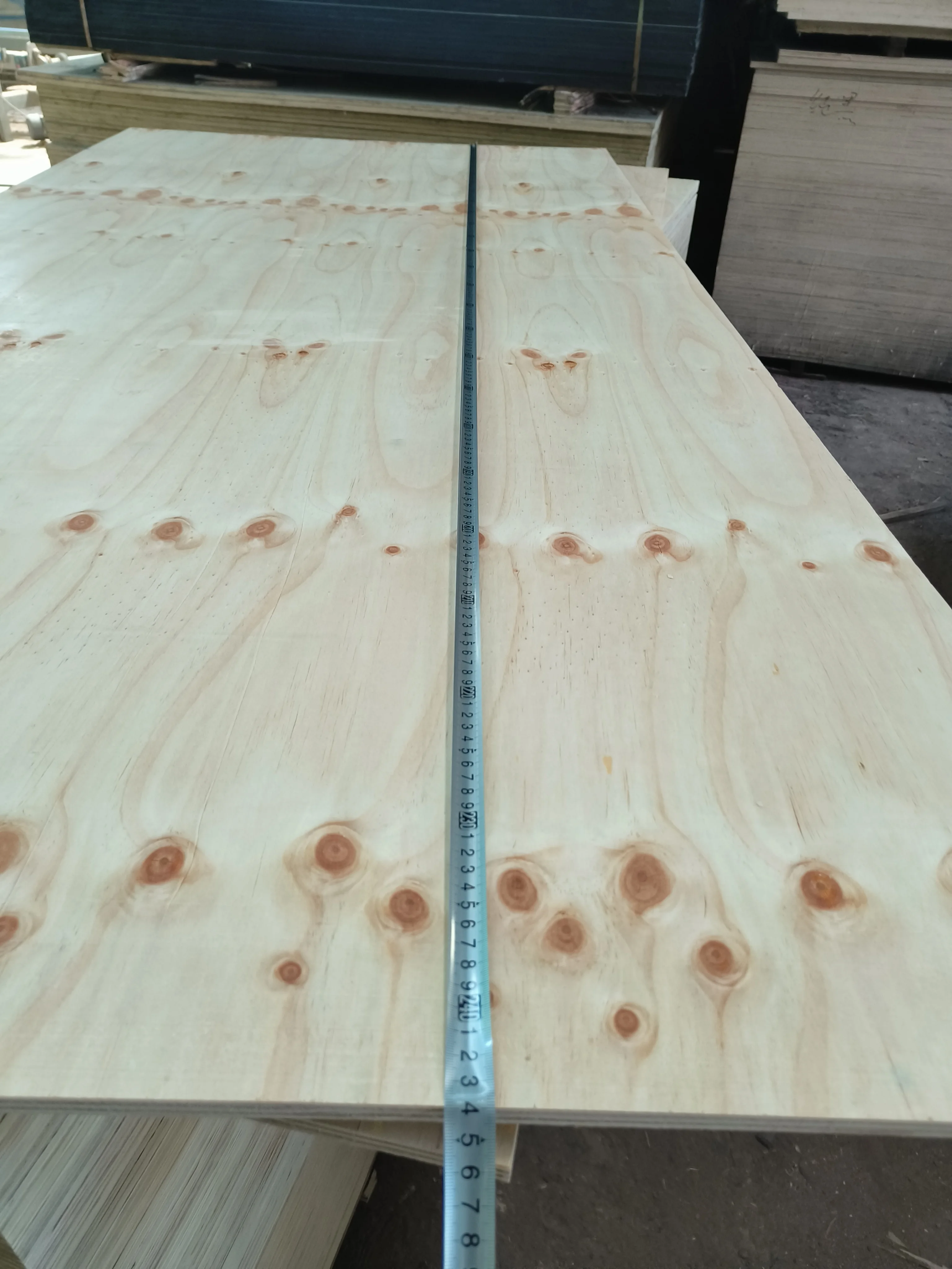 18mm 3/4 Pine Plywood Sheet For Roofing Structural & Outdoor Wall