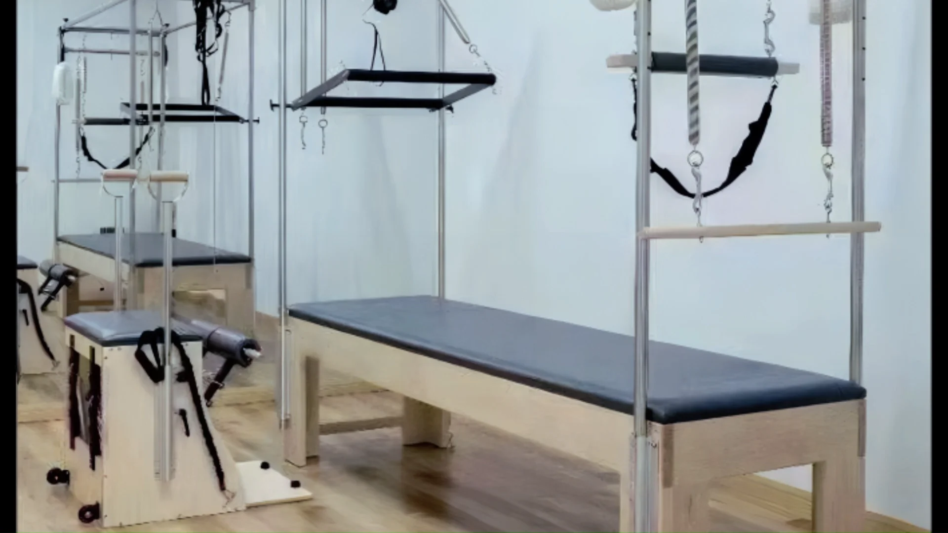 Wholesale Mega Reformer Wood Yoga Training Equipment Pilates Reformer