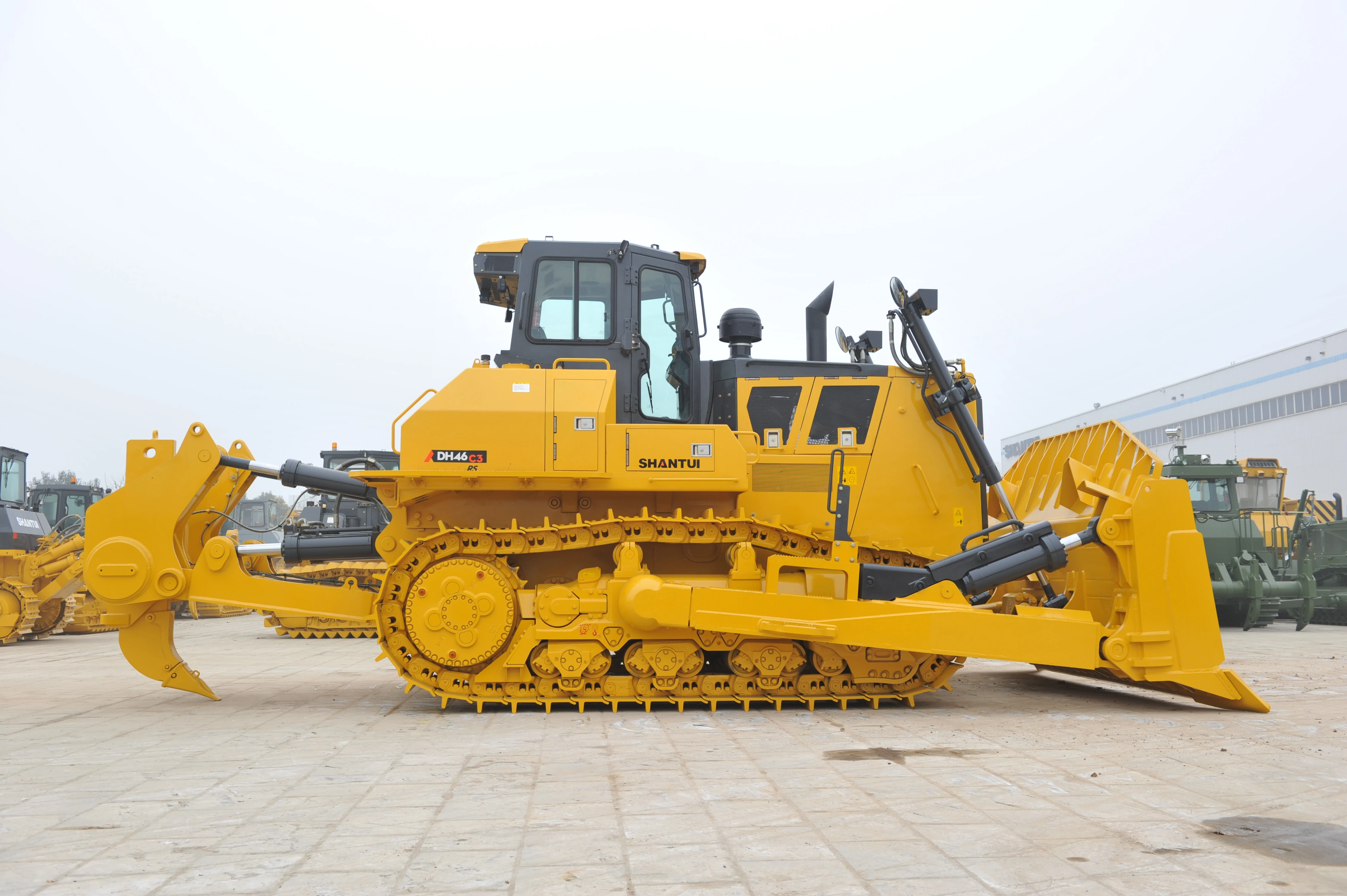 Caterpillar d6r ходовая. ходовая часть caterpillar d10t. бульдозер с навесной фрезой. бульдозер гусеничный cat d6r. электрический бульдозер.