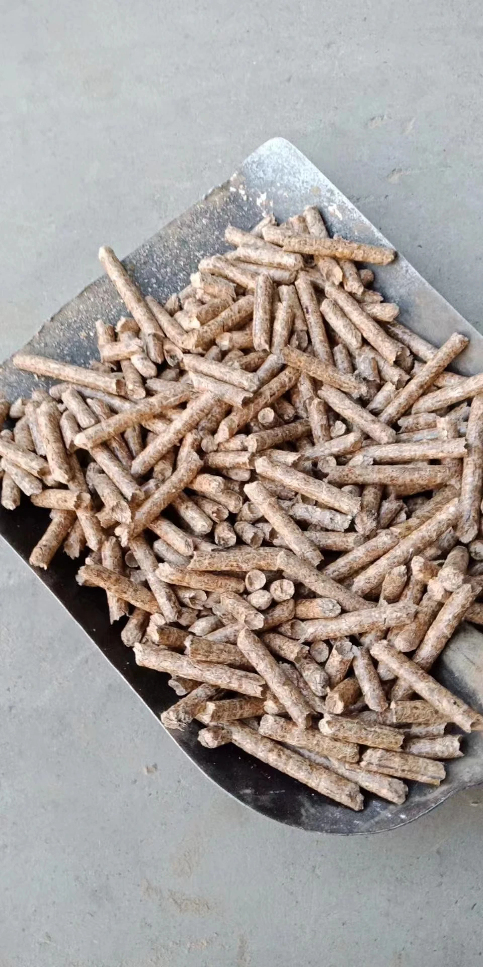 Factory Price Low Carbon Residue Biomass Pellet Fuel Wood Pellet Pine