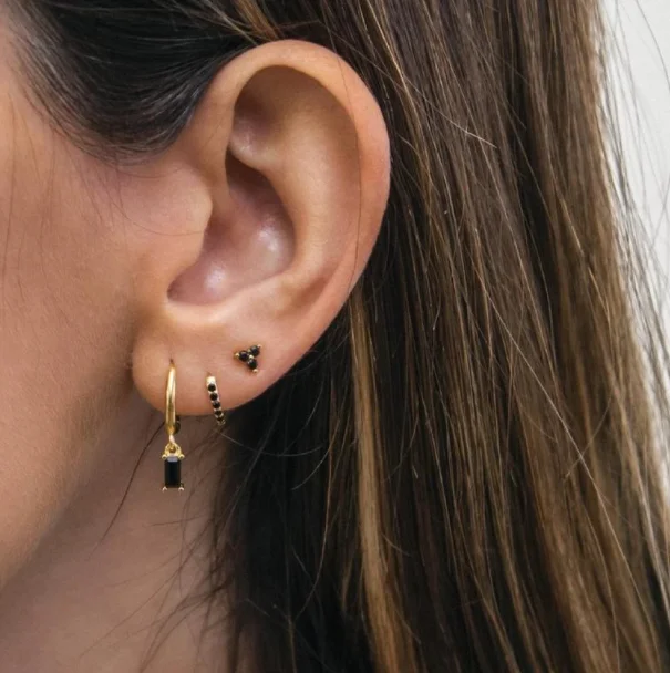 Vintage Style Earrings Hoop Bezel Jewelry Emerald Baguette Hoop Earrings Small Green Stone Crystal Gold Earring for Women