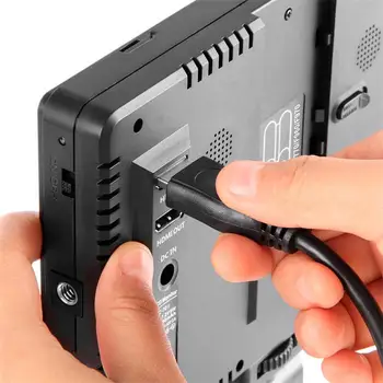 Viltrox DC-70II 1024 * 600 7'' Clip-on Color TFT LCD HD Monitor with  AV Input for DSLR Camera Camcorder detail image