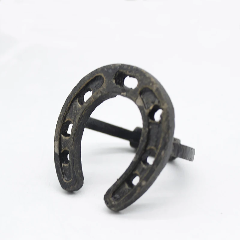 
Декоративное металлическое кольцо для салфеток в форме подковы, винтажное чугунное настольное украшение, античный цвет, заводская цена 
