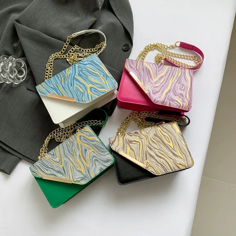 トップス credna 2024 HAPPY BAG New Brand Coachtopia Launches Upcycled Bags & Clothes