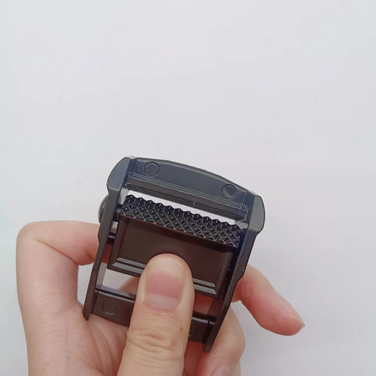 38MM Heavy Duty Zinc Alloy Webbing Buckle Black Coated Belt CAM Buckle Custom Carabiner Accessories