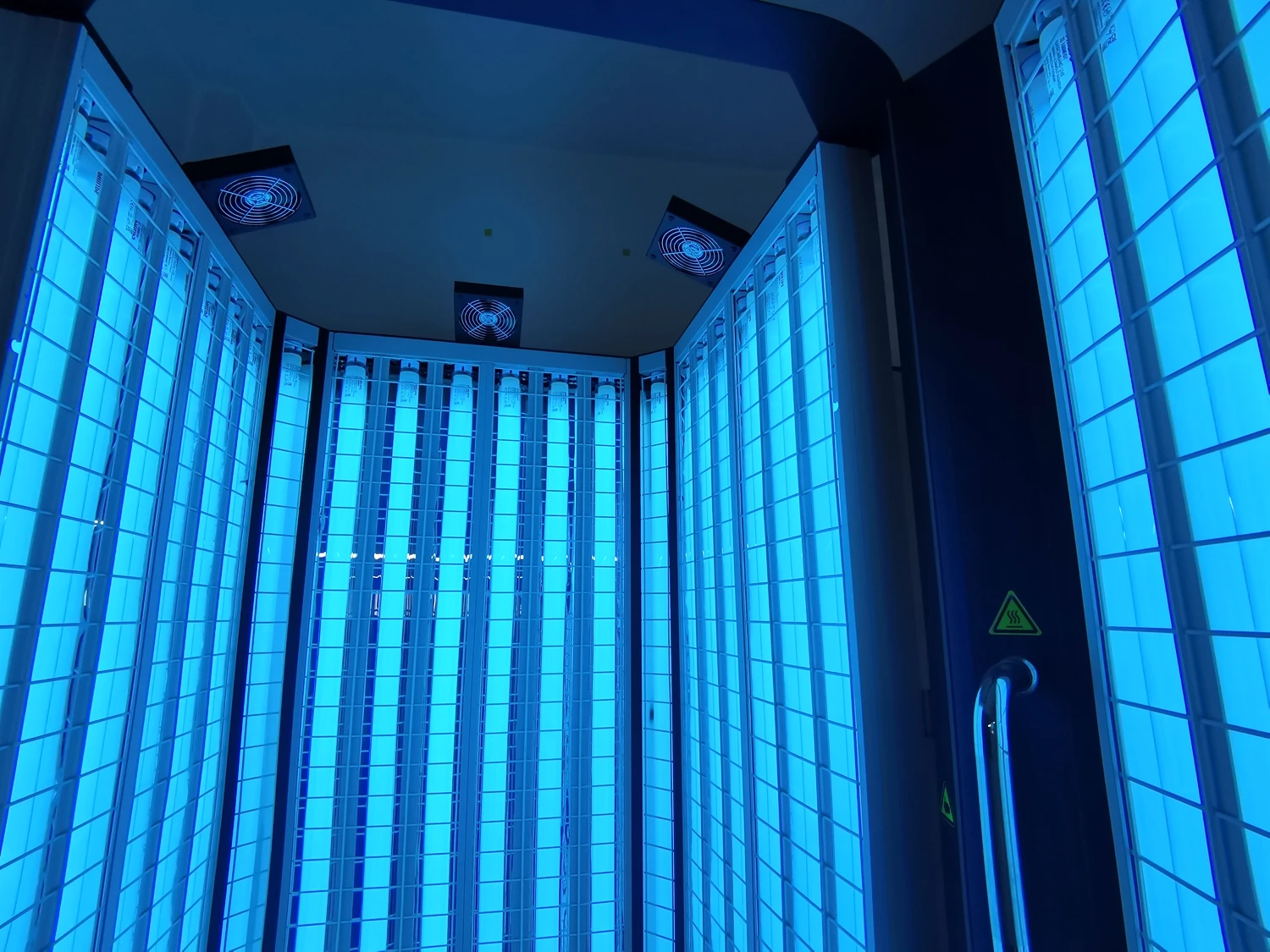 白斑症および乾癬のためのフルチャンバー狭帯域UVBランプ311nm紫外線