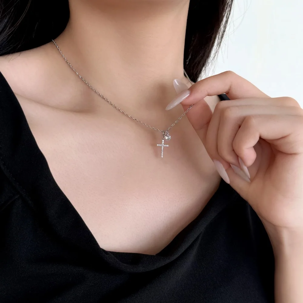 KAKODIY Rhodium 18K Gold Plated Cubic Zirconia Cross Pendant Necklace Women's Straight Pull Religious Cross Faith Pendant Necklace detail 4
