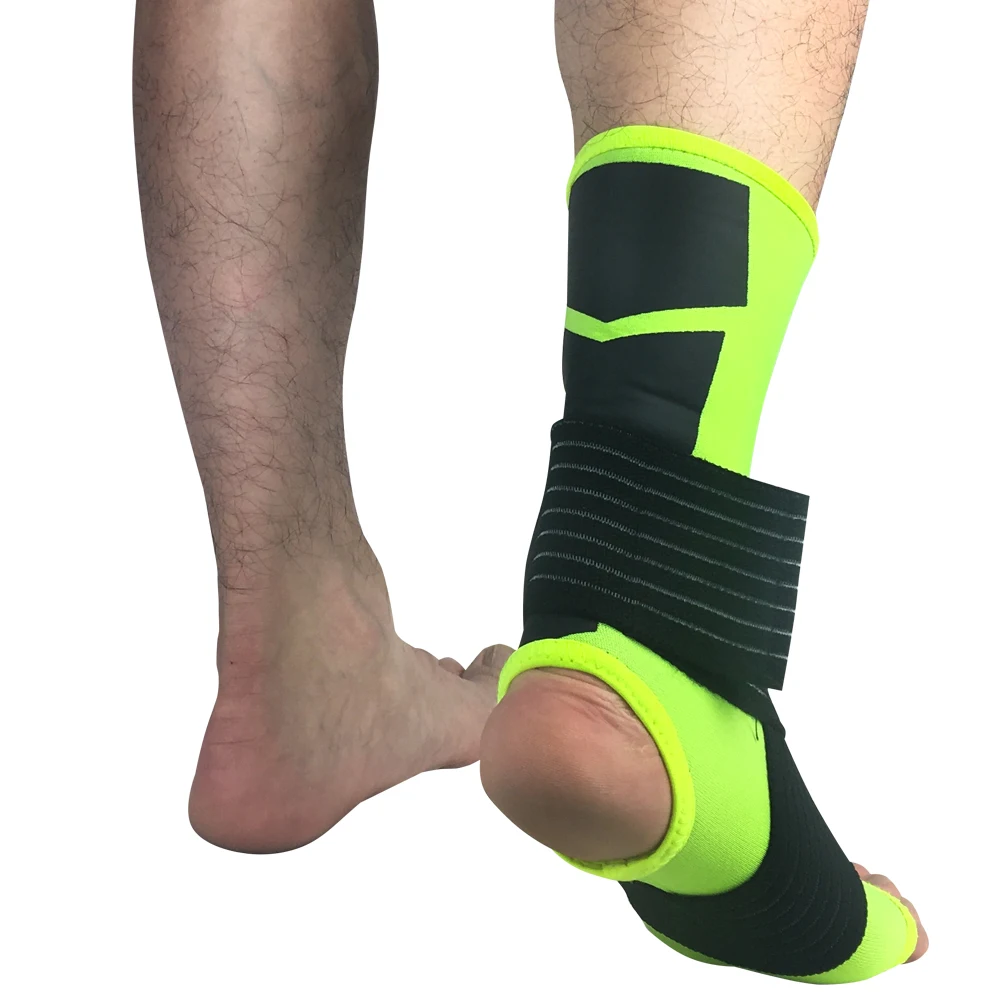Спорт для голеностопа. Ankle 100 фиксатор голени. Эластичный фиксатор для голени 6807 (СТО). Голеностоп фиксатор спортивный для футбола. Бандажные носки для спорта.