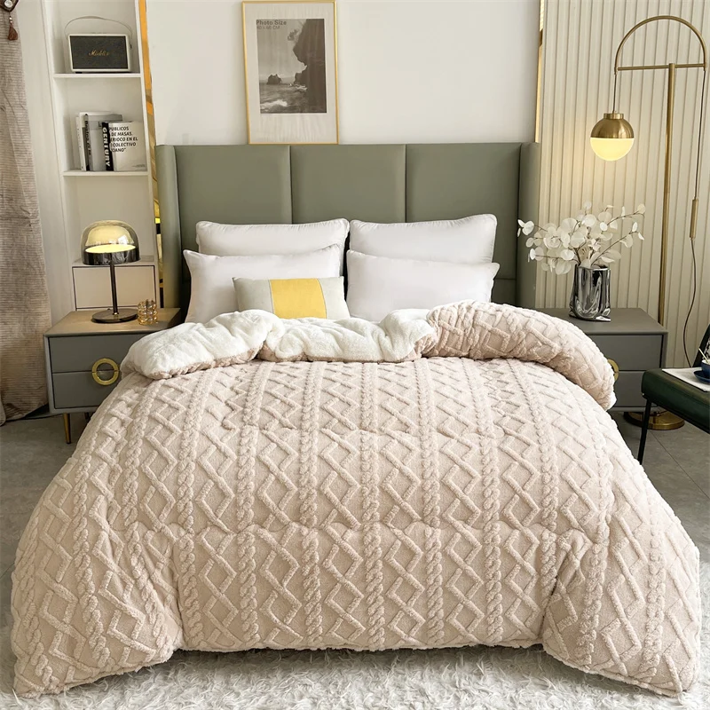 2023 Hot Selling Thick Quilt Comforter For Autumn Winter Warm