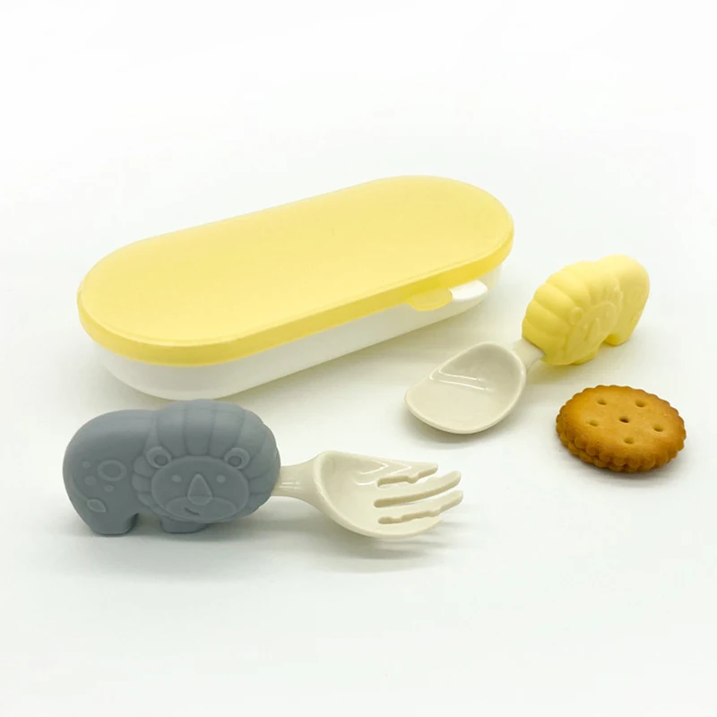 BPA-Free Silicone Baby Feeding Spoon OEM Learning Feeding Kit for Toddlers