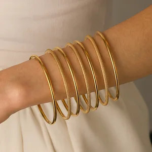 MW Women's Minimalist Polished 18K Gold-Plated Stainless Steel Bangle - Fashionable & Versatile Matte Finish