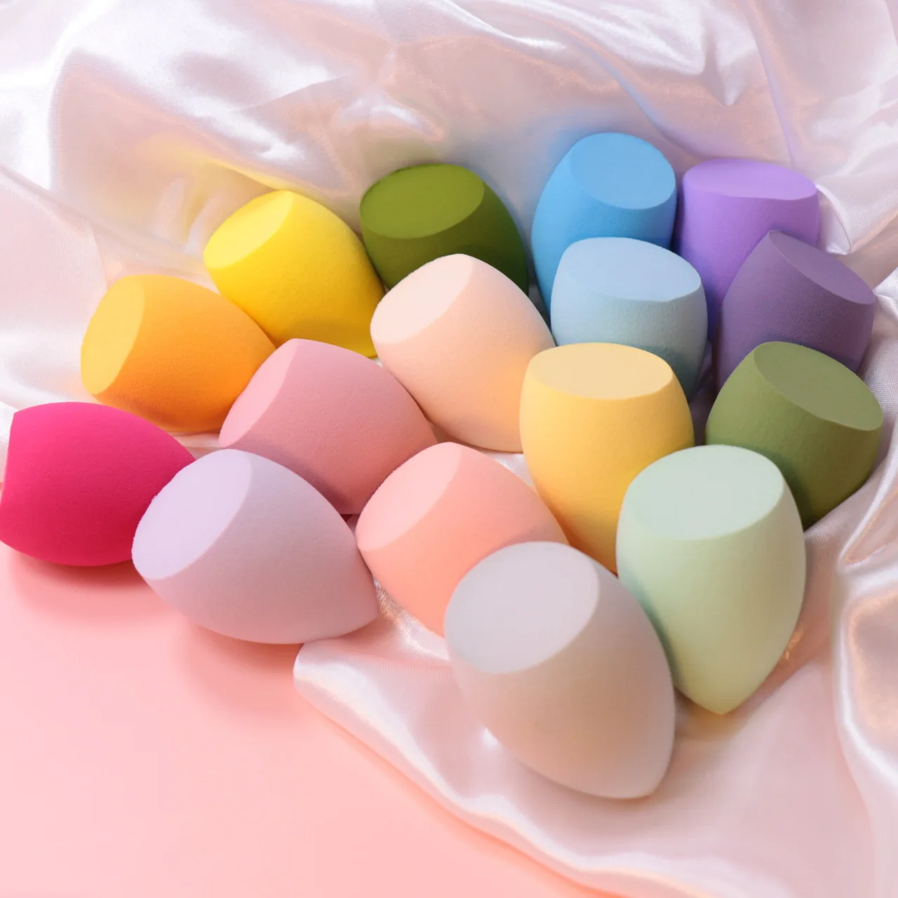 Factory Price Wholesale Puff Ball for Makeup Beauty Sponge Makeup Egg
