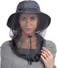 Gris oscuro