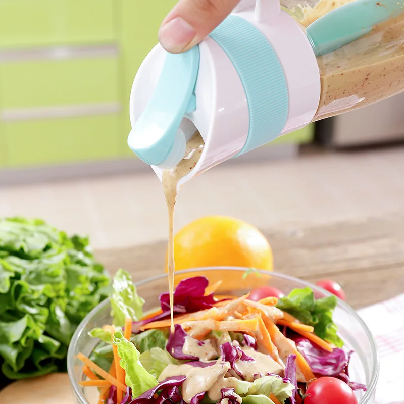 Salad Dressing Shaker/Maker
