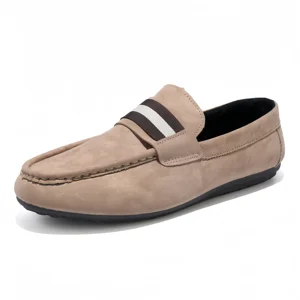 A Men's Soft-soled Bean Shoe, a Casual Leather Shoe for Men, and a Lazy Shoe