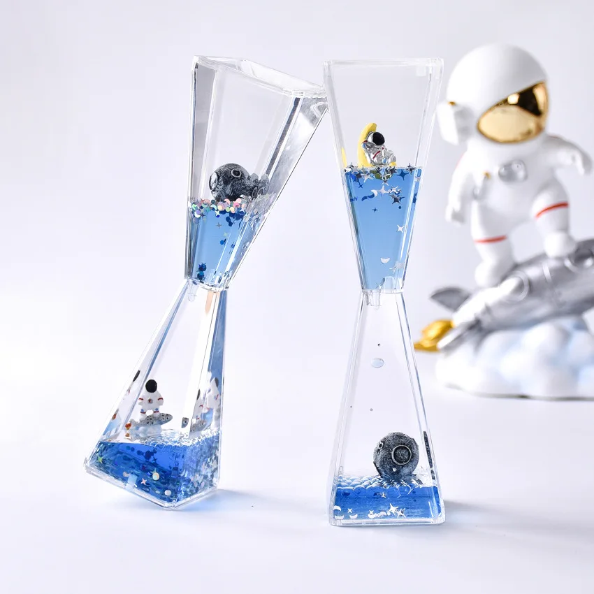 Custom Decompression Toy Liquid Quicksand Oil Funnel Spaceman Starry Sky Oil Sand Clock Hourglass Acrylic Pendant