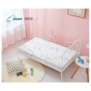 Bamboo Mattress Protector & Bed Mat - Air-Layer Waterproof Cover with Knitted Technology for King Size Beds