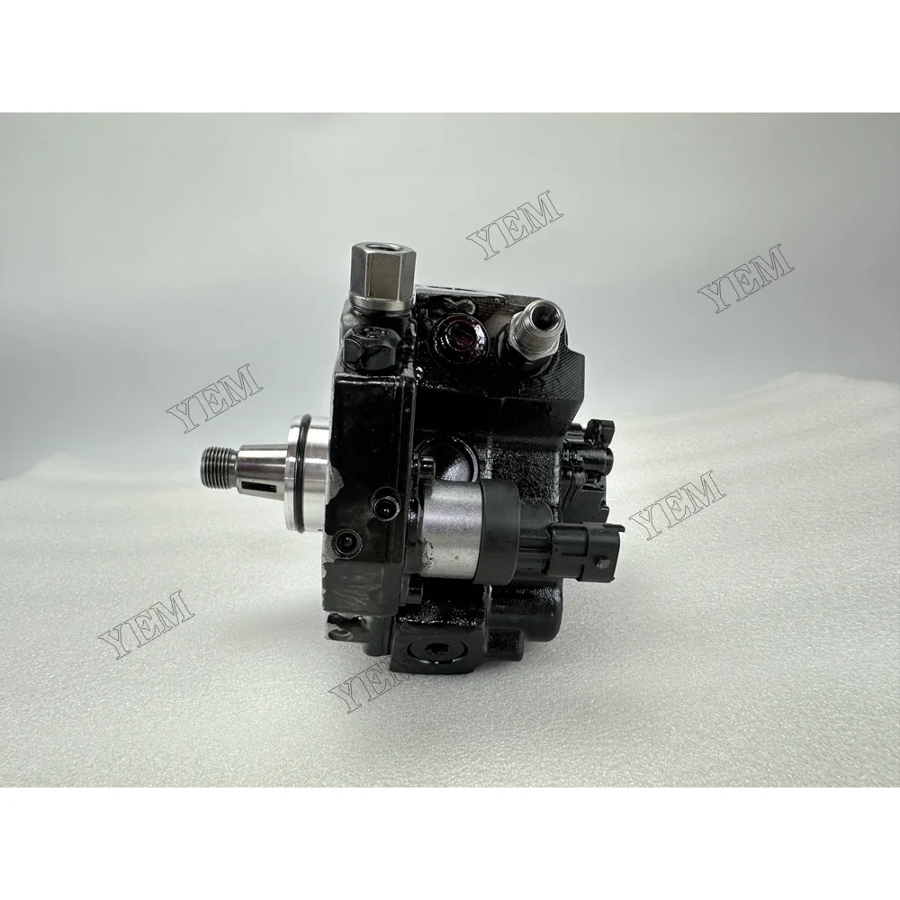 For Mitsubishi 4M50 Fuel Pump 445020028 High Quality Engine Parts