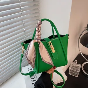 Solid-Color Adjustable Handle Lock  Kabelka s Hornym Uchom Stylish Leisure  Handbags Purses