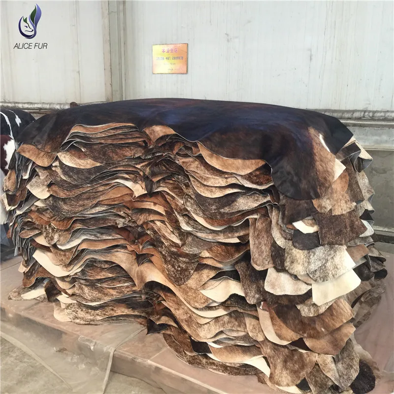 Wholesale Supply Cowhide Rug Organic Phosphorus Tanned Hair On Cowhide