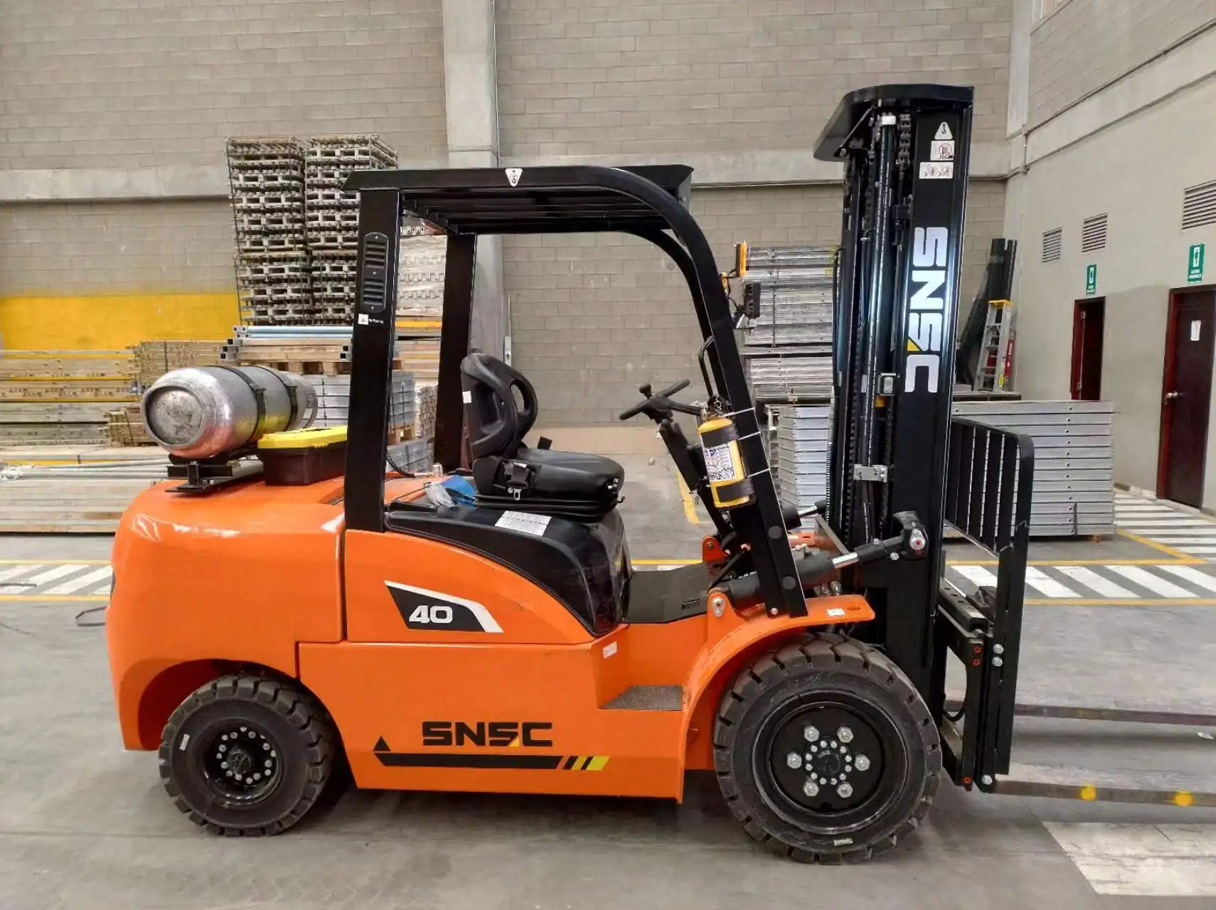 Carretilla Elevadora Gasolina GLP Forklift 4 Ton Petrol Gas Forklift