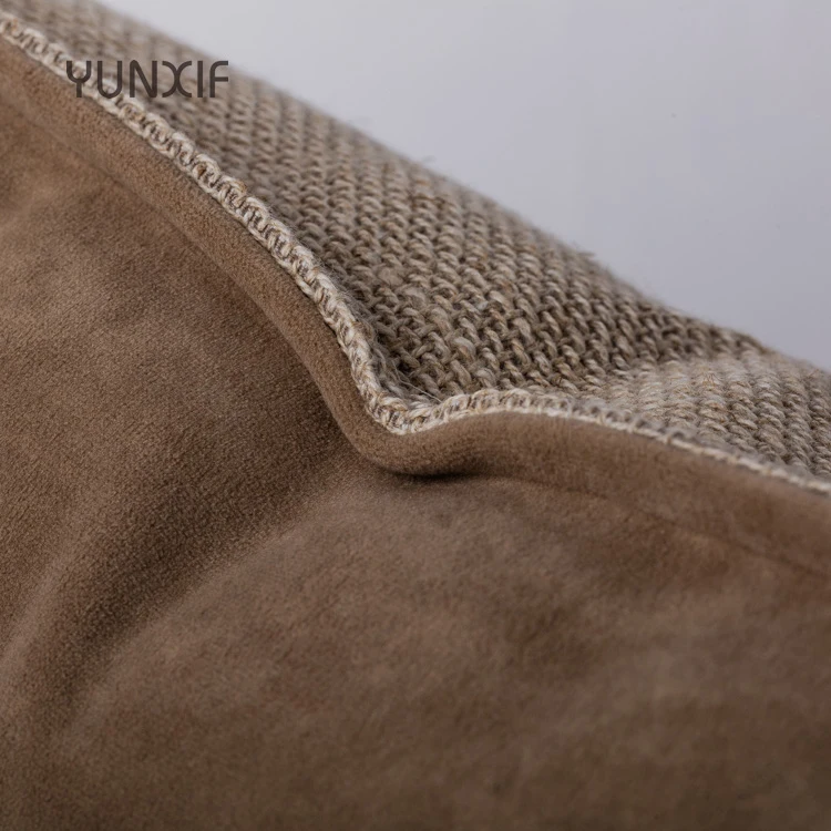 Housse de coussin japonaise minimaliste marron infroissable_voghion.com