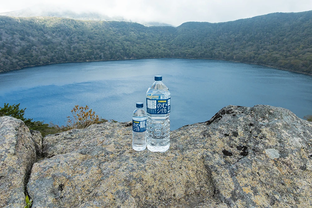 Японские освежающие безконсервантные бутылки с полезным вкусом, питьевая вода, минерал