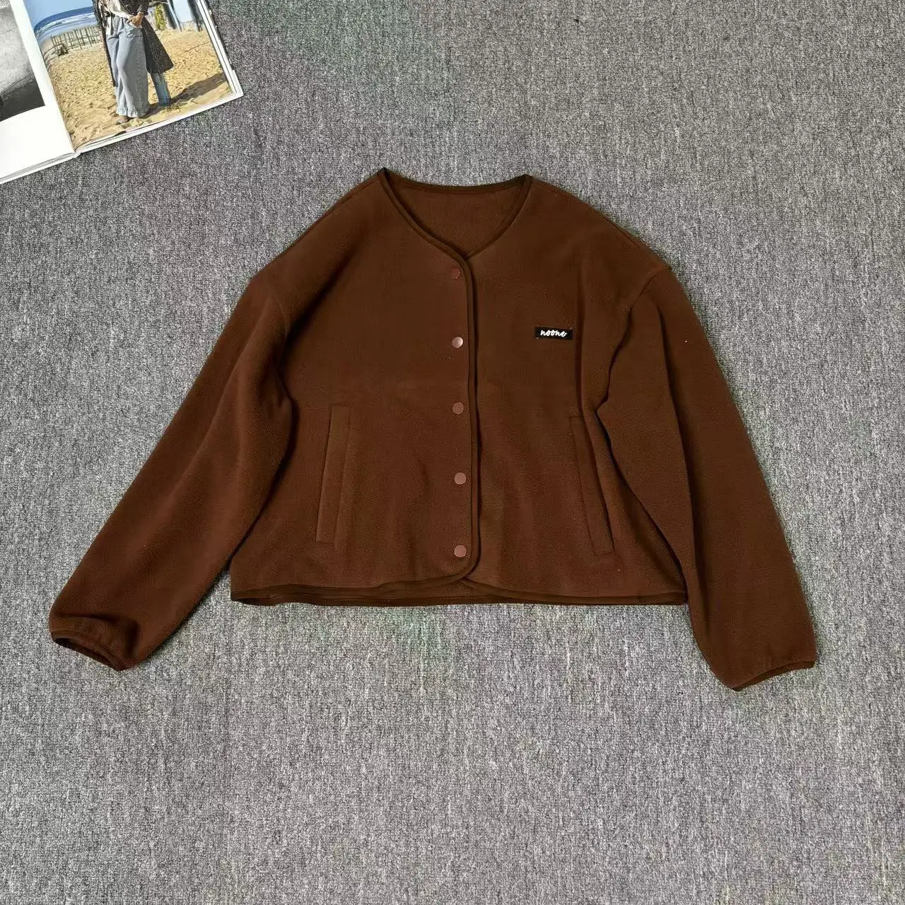 Five color chest with label, single breasted, fashionable and versatile, thick long sleeved jacket, top, women