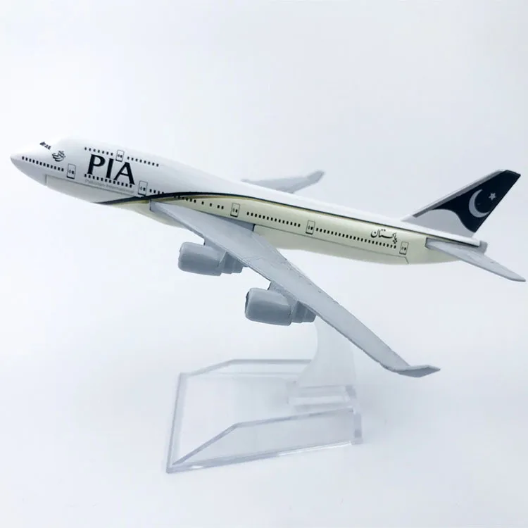 Alibaba.com: Diecast Aircraft Model B747 PIA Metal Toy for Collections ...