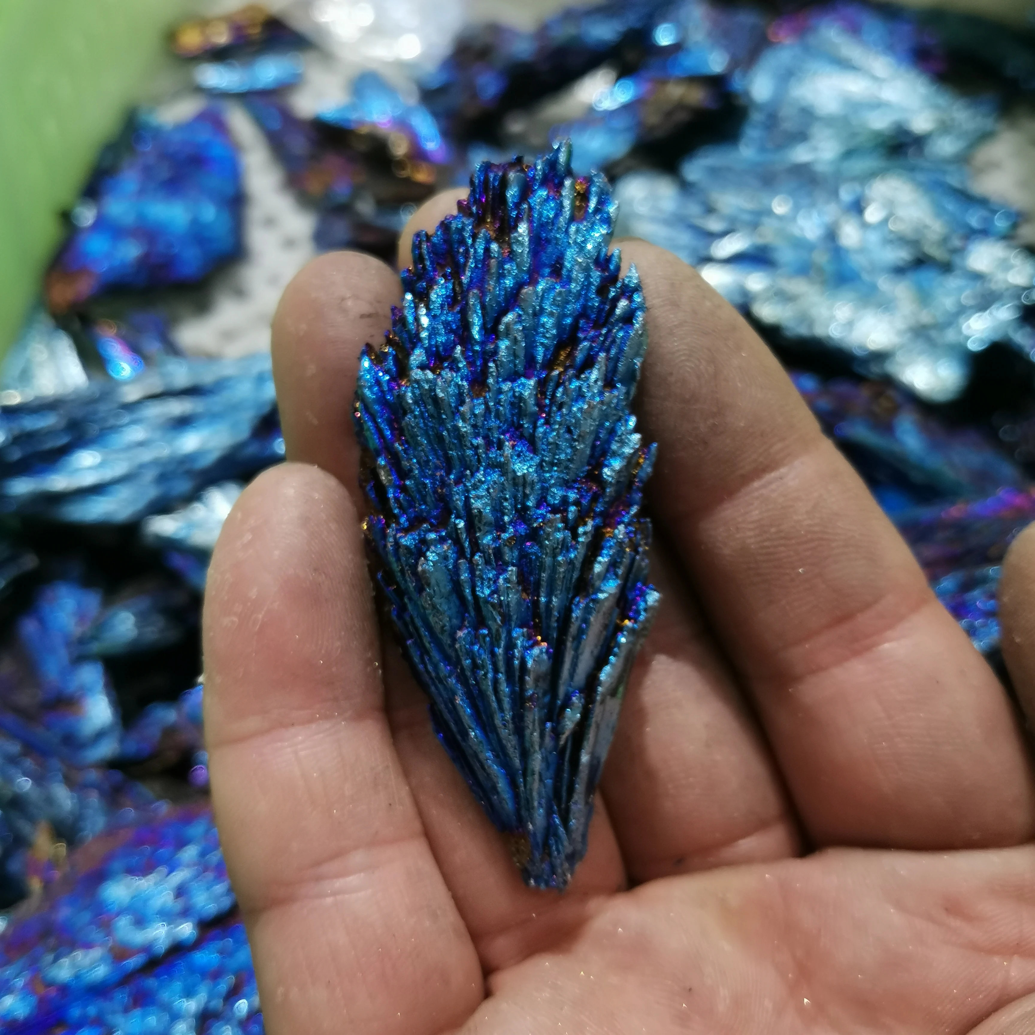 Оптовая продажа натуральных высококачественных титановых радужных турмалиновых кристаллов кварцевых минералов для заживления