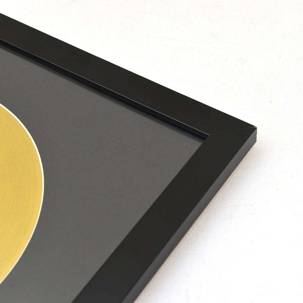 40cm X 60cm Black Wood Vinyl Record Frame for Displaying Your Favorite Records, Perfect for Home Decor.