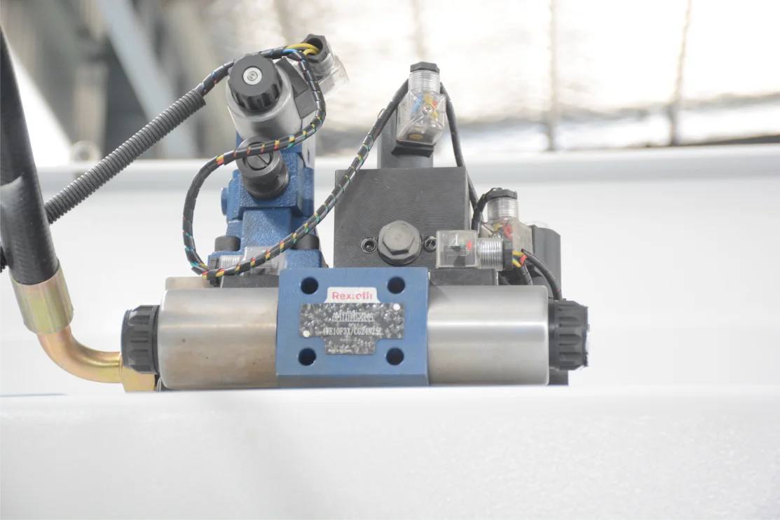 Manual Estun E300 Nc Ball Screw Hybrid Metal Brake Press Brake Machine