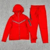 สีแดง