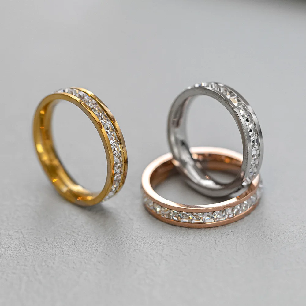 Minimalist Design 18K Gold Plated Stainless Steel Rings Fashion Jewelry for Women Rhinestone for Engagement Party Accessories