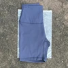 Gris violeta
