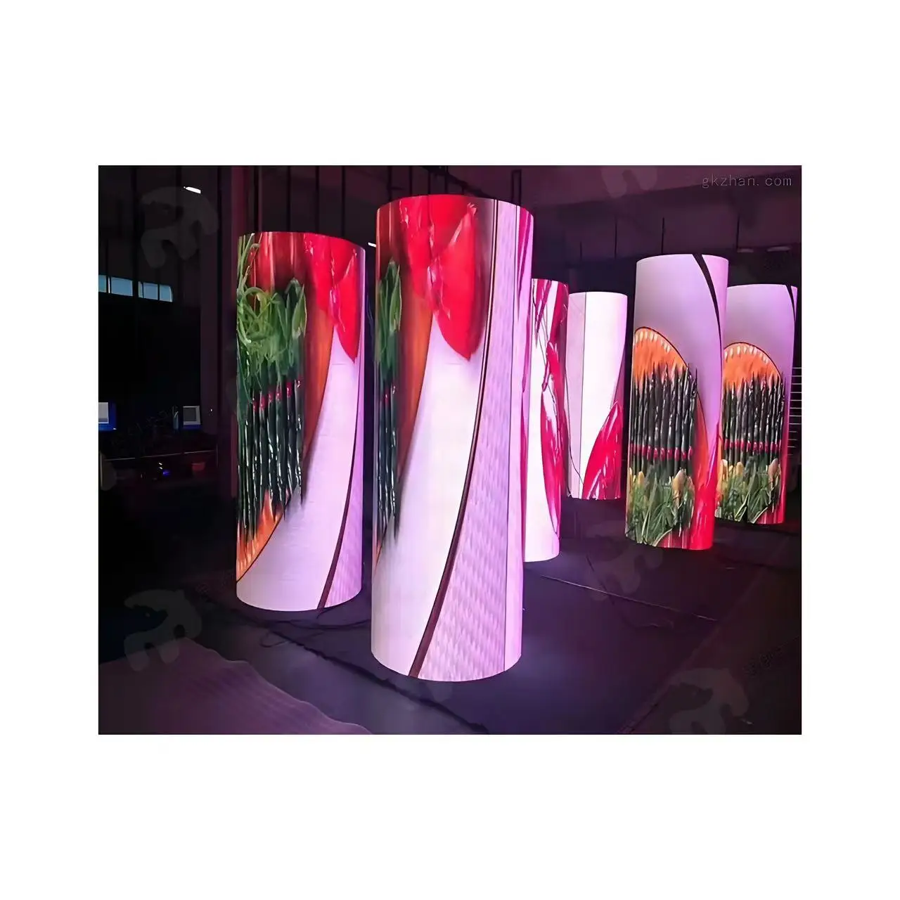 도매 가격 맞춤형 유연 커튼 스마트 디스플레이 풀 컬러 곡선형 LED 비디오 월 스크린 패널 쇼룸 몰용 LED 디스플레이