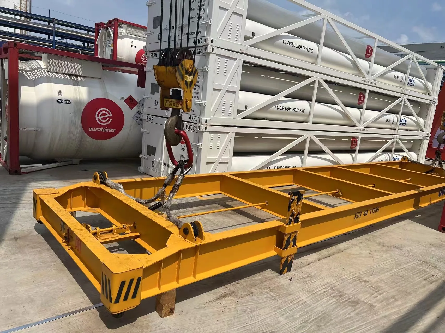 40ft Container Spreader Bar Lifter New Semi-Automatic Mechanical Design ...
