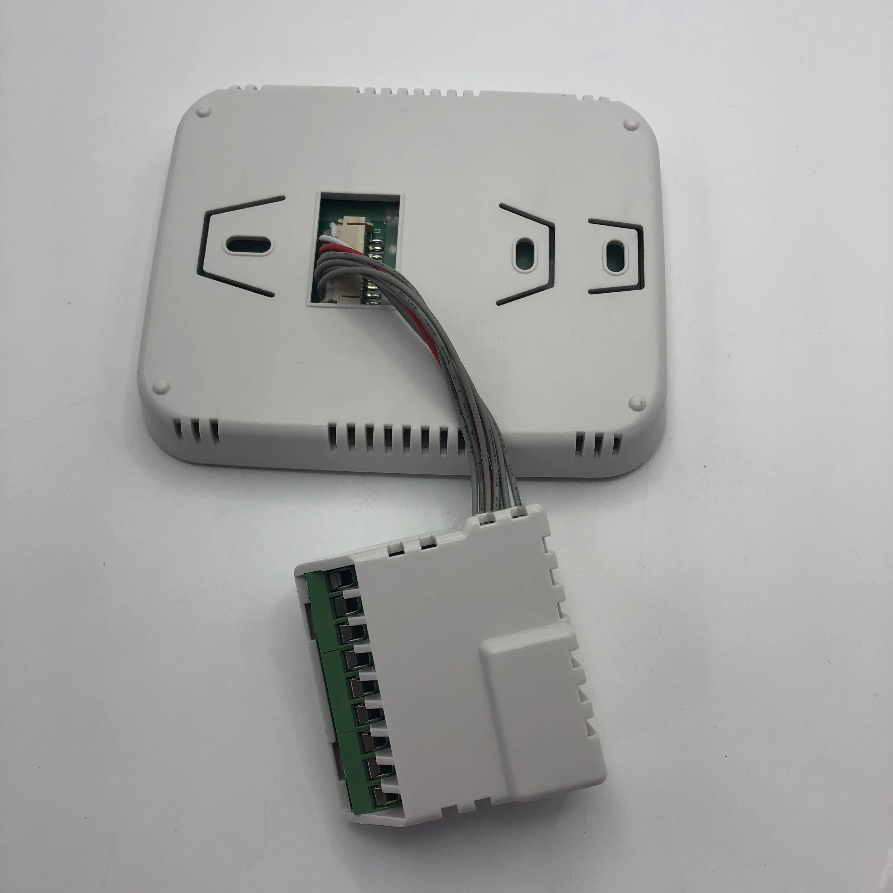 Smart Wifi Thermostat Control Panel for Central Air Conditioner Heating Modern Design Fan Coil Units for Apartment Kitchen Use