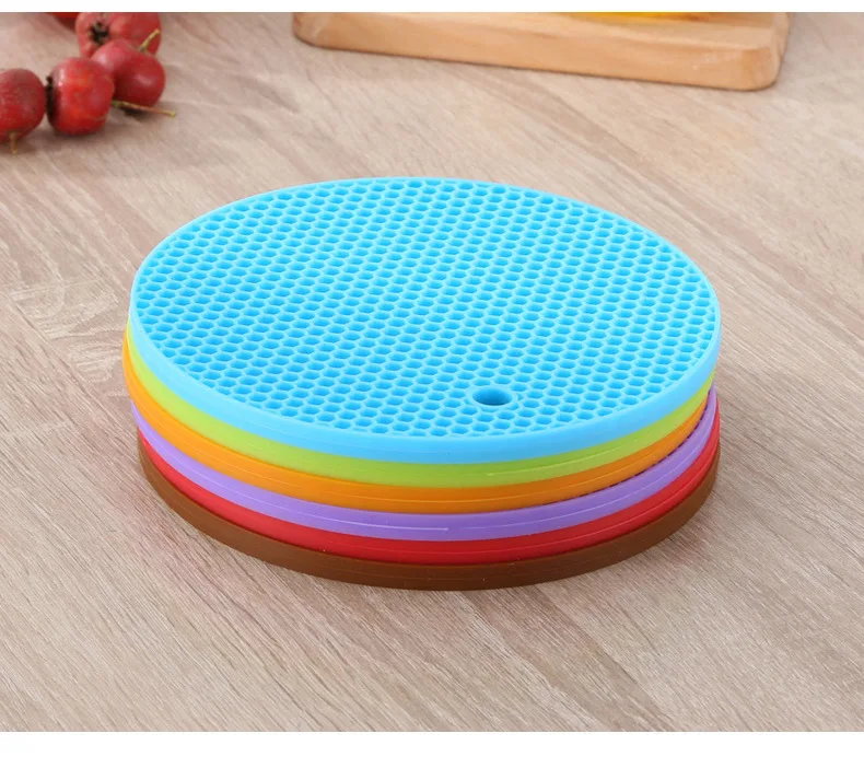 Wholesale Kitchen Utensils Silicone Hot Pot Mat Heat