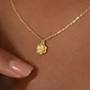 XL1537 yellow gold