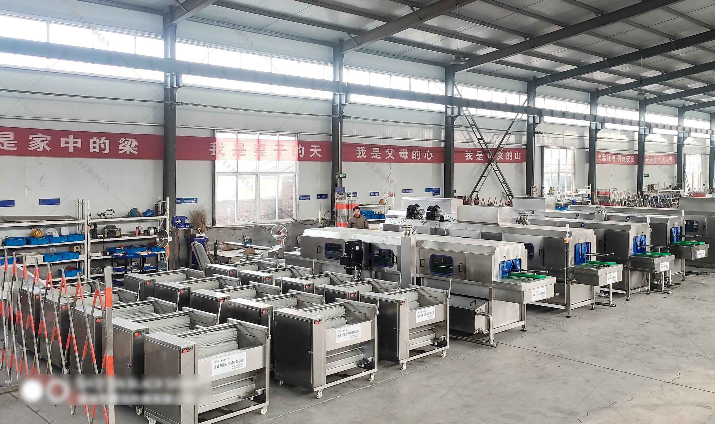 Source Manufacturer Industrial Food Box Cleaner Crate Washer Greenhouse Egg Tray Heavy Duty Washing Machine supplier