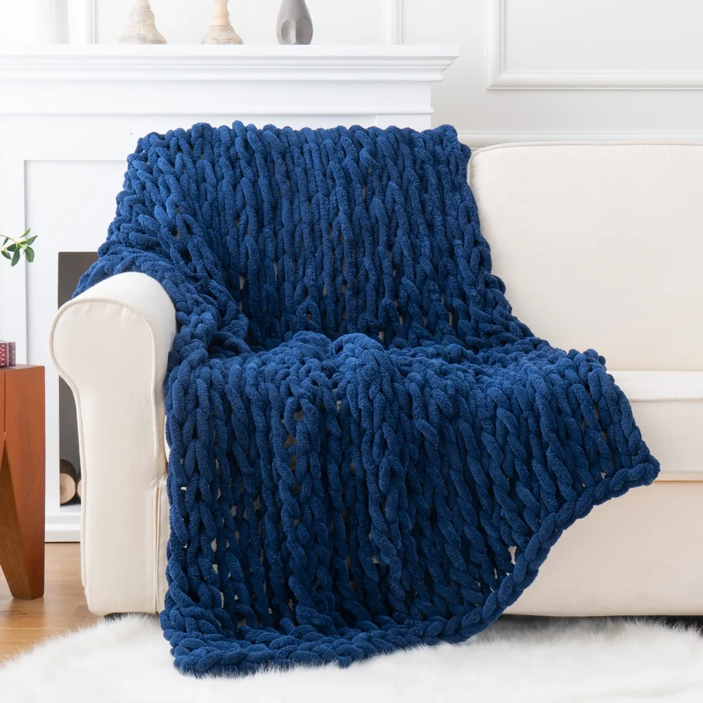 Chunky Knit Blanket - Super Soft, No Shedding, Luxurious