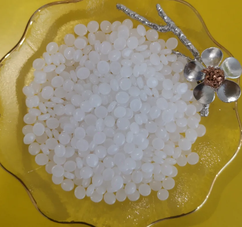 Поставщики зерен полиэтилена HDPE 7000F, гранулы hdpe из рафии tr144